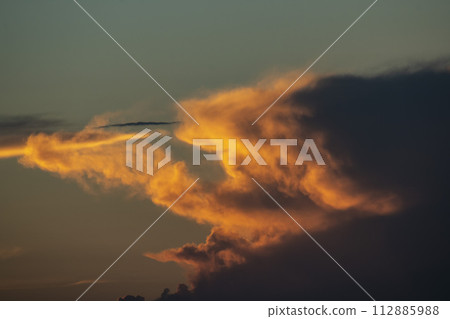 The sky and sea dyed beautifully in the sunset The sky and sea dyed beautifully in the sunset 112885988