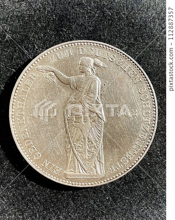 Symbol of Liberalism 1 Thaler Silver Coin Frankfurt Shooting Festival 1862 112887357