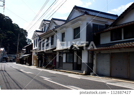 Scenery of a walking course in the quaint pottery town of Arita Town, Saga Prefecture 112887427