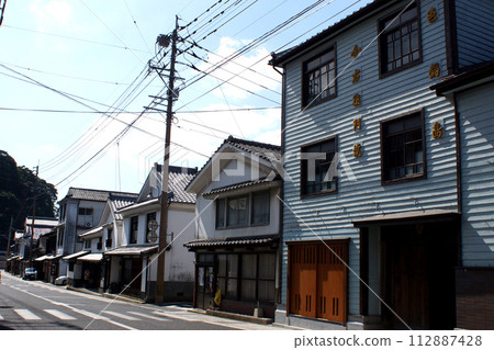 Scenery of a walking course in the quaint pottery town of Arita Town, Saga Prefecture 112887428