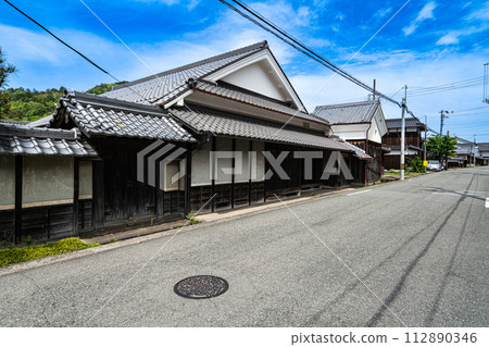 [Important Preservation District for Groups of Traditional Buildings] Fukuzumi - Scenery of Fukuzumi middle district in early summer 17 - Tamba Sasayama City, Hyogo Prefecture 112890346