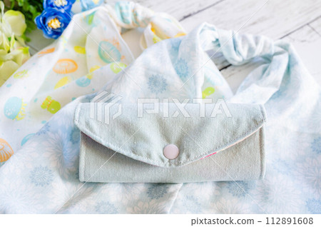 手工眼鏡盒和手袋 手工眼鏡盒和手袋 112891608