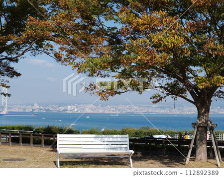 從服務區看秋天 從服務區看秋天 112892389