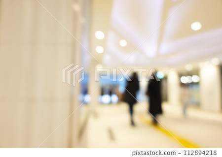 Downtown background blur Downtown background blur 112894218