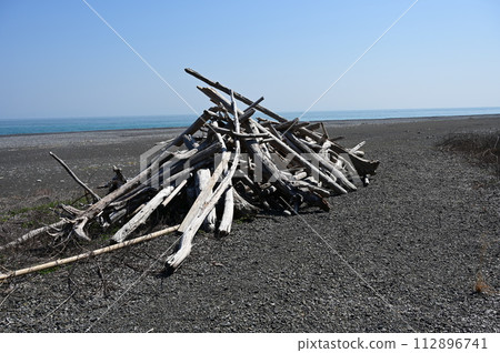 浮木綁在一起 112896741