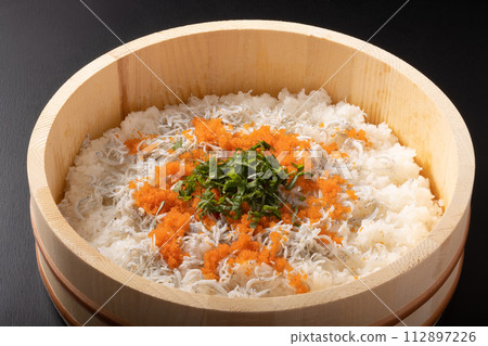 散壽司（Kamaage Shirasu Tobikko Shiso） 112897226