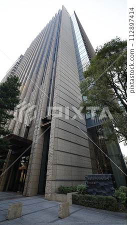 三井住友銀行位於東京丸之內的總部大樓 三井住友銀行位於東京丸之內的總部大樓 112897414