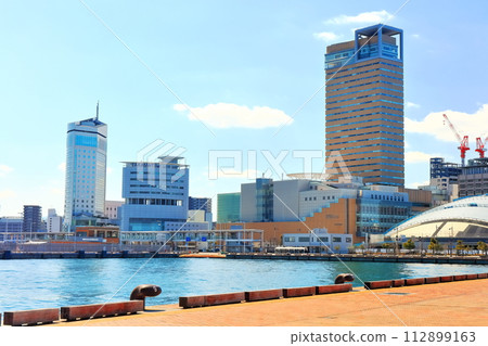 [香川縣]晴天從高松港看到的Sunport Takamatsu（高松標誌塔） 112899163