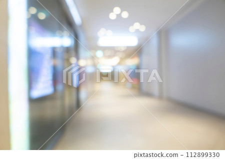 Downtown background blur 112899330