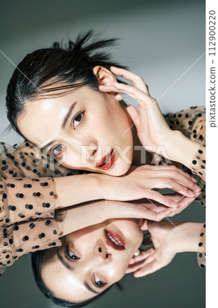 女人的肖像 女人的肖像 112900220
