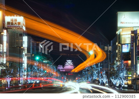 姬路城堡亮起來 112900385