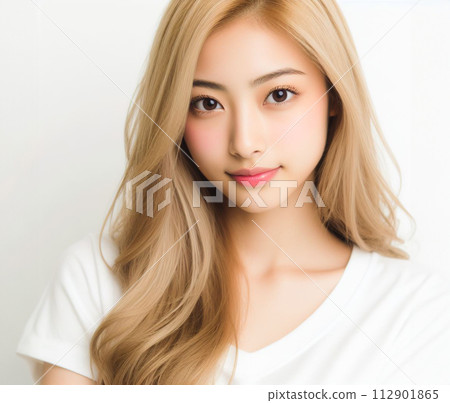 Beautiful girl in a white T-shirt Beautiful girl in a white T-shirt 112901865
