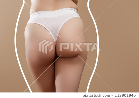 Overweight female body. The concept of body Overweight female body. The concept of body 112901940
