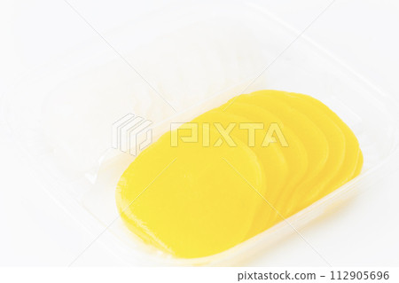 Pickles white background 112905696