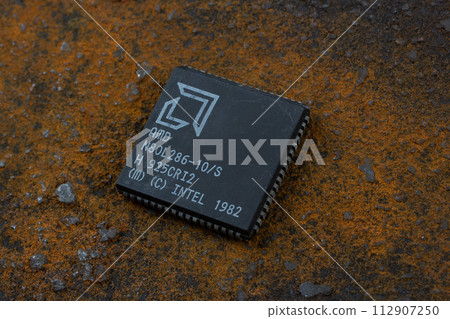 KYIV, UKRAINE - August 2, 2023. AMD 286 processor KYIV, UKRAINE - August 2, 2023. AMD 286 processor 112907250