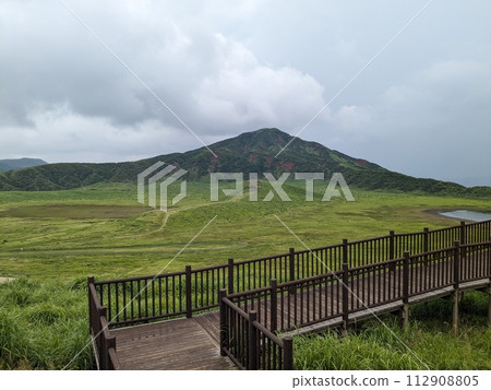 可以享受騎馬樂趣的旅遊勝地草千里濱 可以享受騎馬樂趣的旅遊勝地草千里濱 112908805