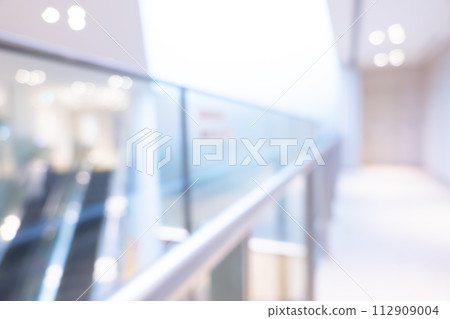 Downtown background blur Downtown background blur 112909004