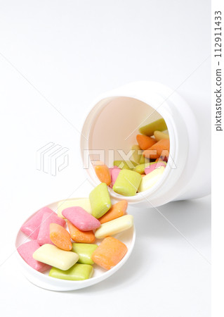 gum, chewing, snack, xylitol, sweets, food, chewing gum, container, plastic container gum, chewing, snack, xylitol, sweets, food, chewing gum, container, plastic container 112911433