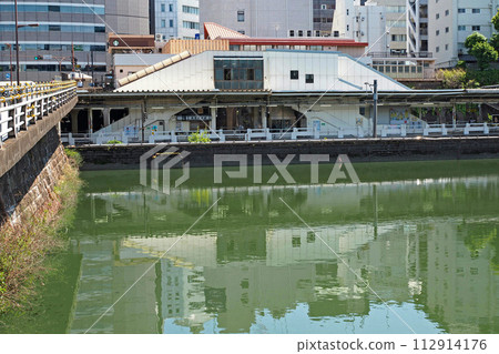JR市谷月台及市谷護城河[東京都千代田區] 112914176