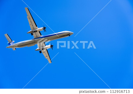 [Airplane] Bombardier DHC-8 Dash8 DHC-8-400 112916713