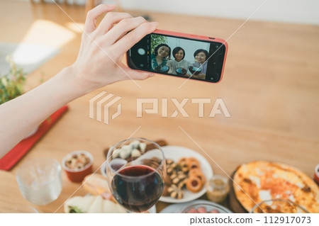 女生 女孩 女性 112917073