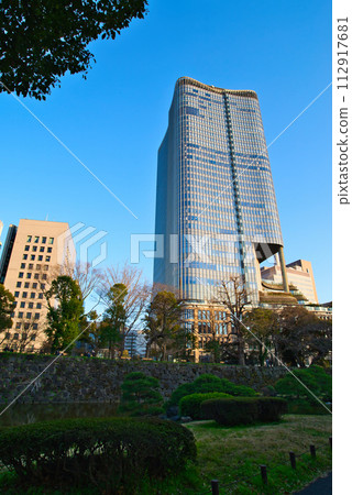 View of Tokyo Midtown Hibiya from Hibiya Park 112917681