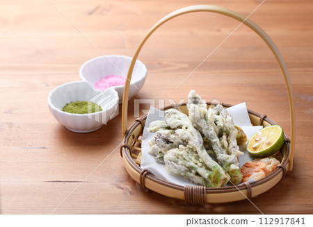野菜之王:鱈魚芽天婦羅 野菜之王:鱈魚芽天婦羅 112917841