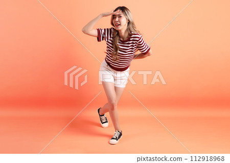 20s Asian woman 20s Asian woman 112918968