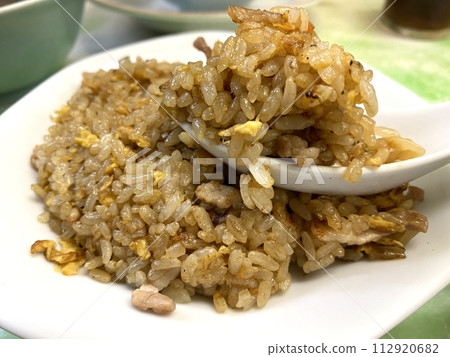 【小鎮中式/拉麵】懷舊簡單炒飯(半炒飯,筷子黃耆) 【小鎮中式/拉麵】懷舊簡單炒飯(半炒飯,筷子黃耆) 112920682