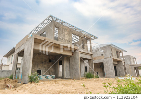 construction residential new house with prefabrication system in progress at building site construction residential new house with prefabrication system in progress at building site 112922104