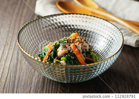 菠菜鮪魚沙拉 菠菜鮪魚沙拉 112928791