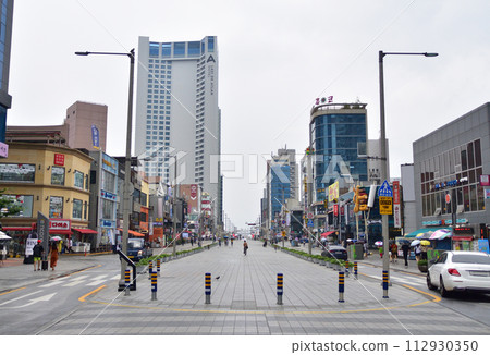 Haeundae Beach, South Korea and surrounding scenery 112930350