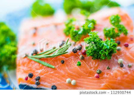 Fresh salmon fillet 112930744