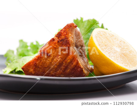 grilled meat with a lemon grilled meat with a lemon 112930798