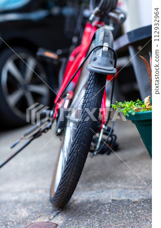 Bicycles disposed of as bulky garbage 112932964