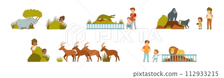 Safari Tour and Zoo Visit with Kids and Parent Watch Wild Animal Vector Set 112933215