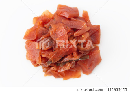 Fukujinzuke white background 112935455