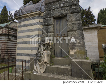 FLORENCE, ITALY - MARCH 23 2024 FLORENCE, ITALY - MARCH 23 2024 112935695