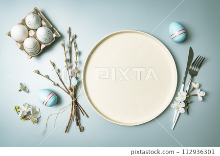 Happy Easter composition 112936301