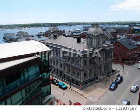 Portland Customs House and surrounding cityscape 112937167
