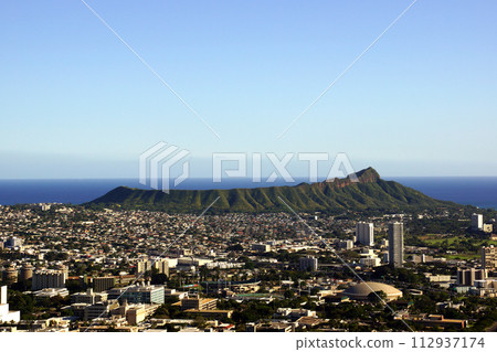 Diamondhead and the city of Honolulu on Oahu on a nice day 112937174