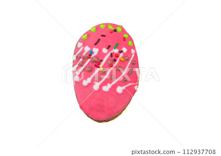 Egg shaped easter gingerbread cookie isolated on white background 112937708