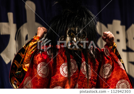 令人印象深刻的石見神樂 112942303