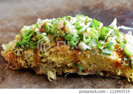 廣島禦好燒(肉丸蕎麥麵配蔥) 廣島禦好燒(肉丸蕎麥麵配蔥) 112943515