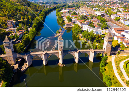 Pont Valentre bridge across the Lot River in Cahors, France Pont Valentre bridge across the Lot River in Cahors, France 112946805