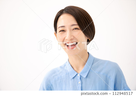 中年女性休閒美 112948517