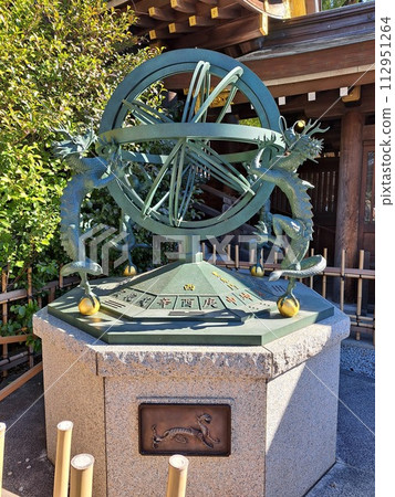 Dragon monument at Samukawa Shrine 112951264