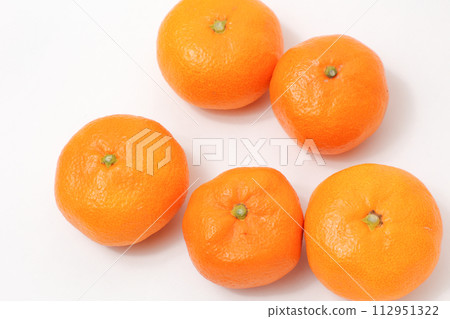 橘子，柑橘類水果，水果，橘子，食品，果皮，橘子，柑橘，甜點，橙子 112951322