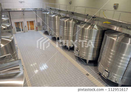 Fermentation tanks stainless steel for wine Fermentation tanks stainless steel for wine 112951617