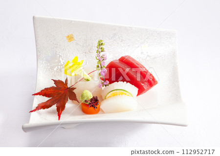 Assorted sashimi images on the izakaya menu Assorted sashimi images on the izakaya menu 112952717